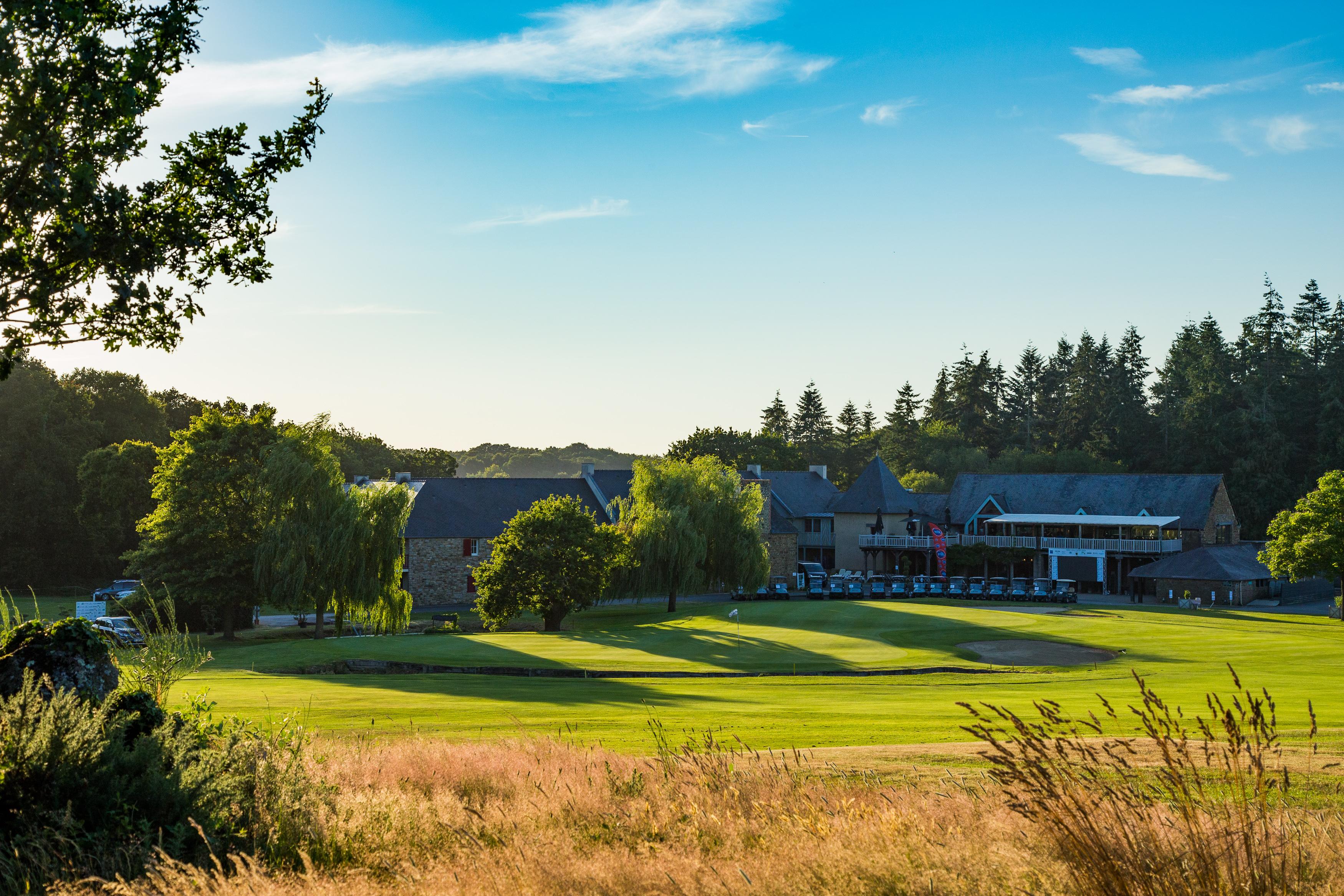 Saint Malo Golf Resort Le Tronchet  Exterior photo